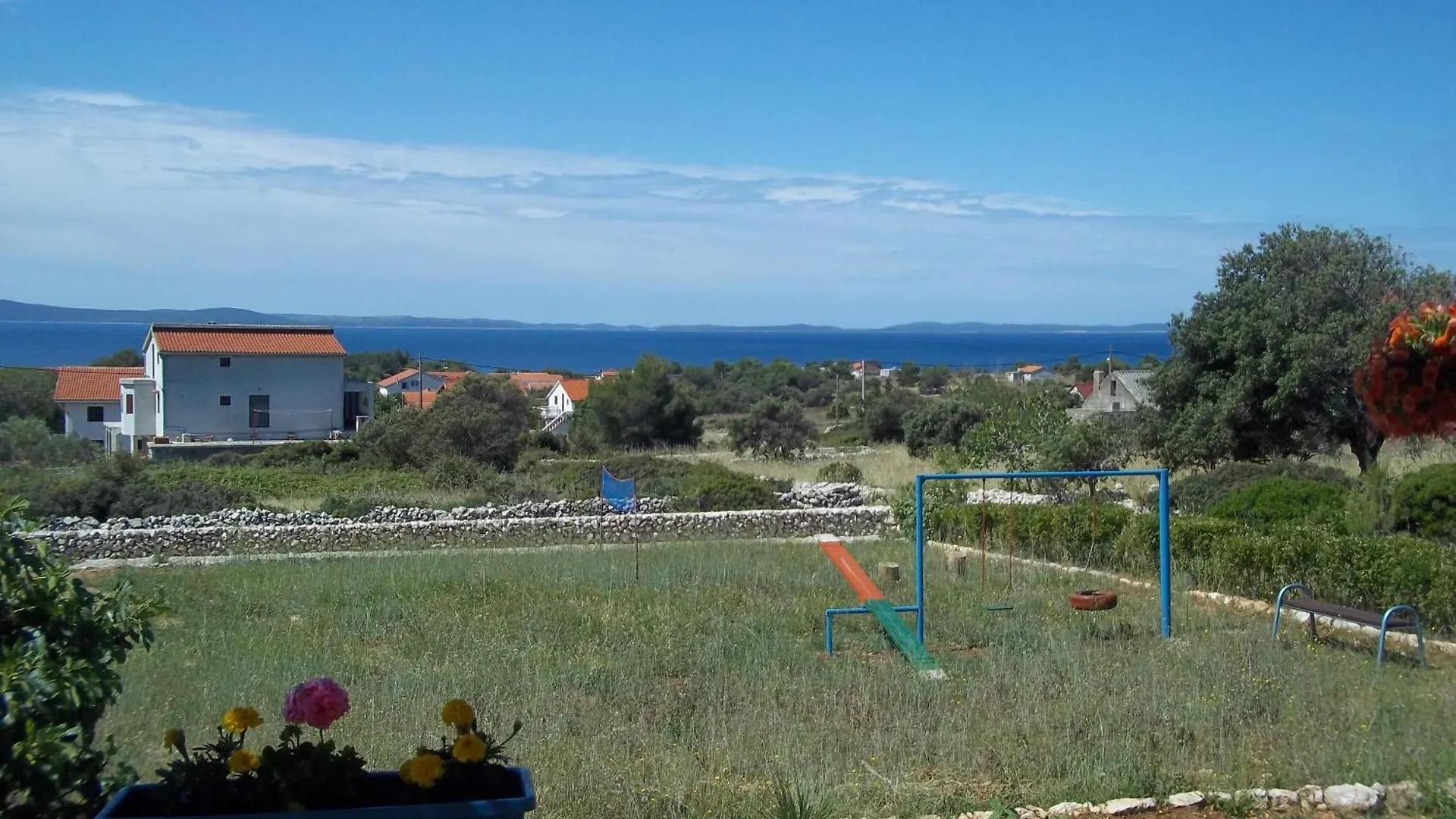 בית נופש Ferienhaus In Vir Mit Terrasse Und Garten